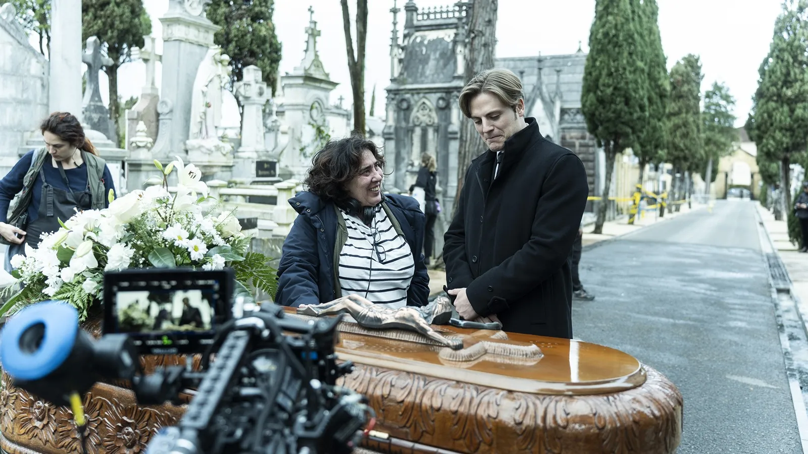 Hugo Silva quiere robar un Caravaggio en el primer tráiler de 'Cada día nace un listo', de Arantxa Echevarría. 5 Mundocine - Cada Dia Nace Un Listo