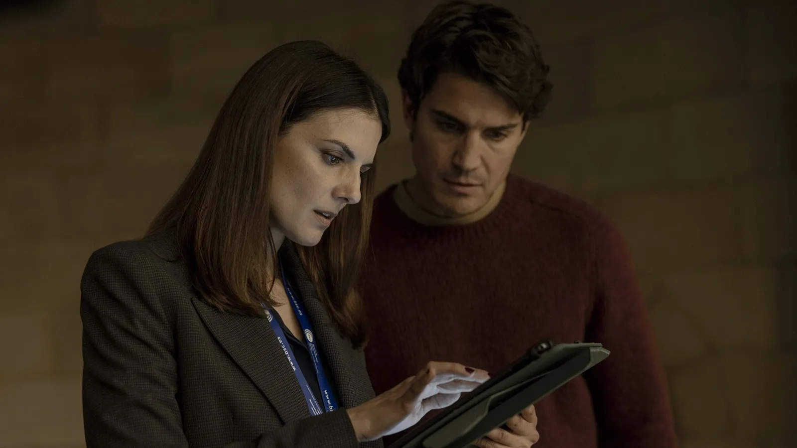 El tráiler de la serie 'Day One', protagonizada por Álex González, muestra una tecnología que parece sacada de 'Black Mirror'. 5 Mundocine - Day One Serie Prime Video