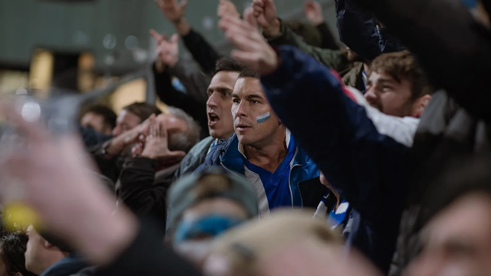 Gerard Oms, director de 'Muy lejos': «Si la película ha cambiado la vida de una sola persona, ya ha valido la pena». 8 Mundocine - Muy Lejos Pelicula Gerard Oms