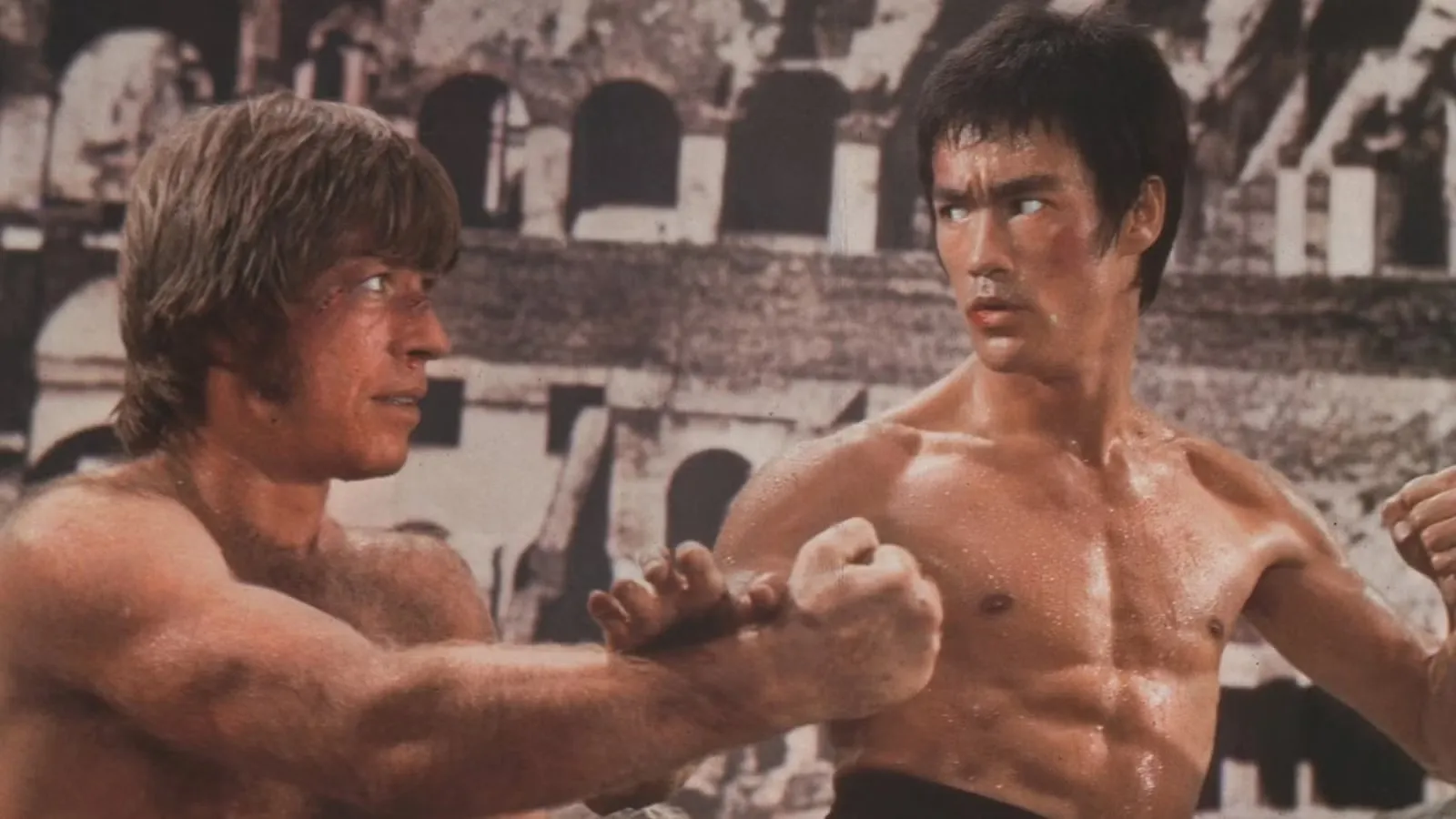 Muere Chuck Norris, actor y especialista en artes marciales, a los 86 años. 4 Mundocine - Chuck Norris Bruce Lee