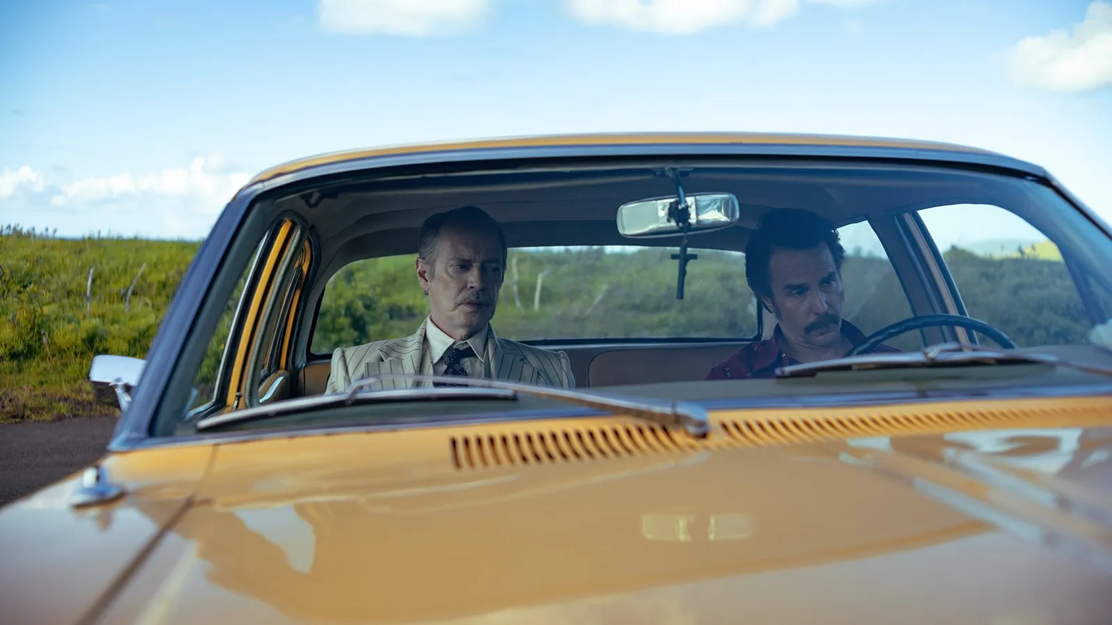 John Malkovich y Sam Rockwell se convierten en agentes de la CIA en el primer tráiler de 'Wild Horse Nine', de Martin McDonagh. 5 Mundocine - Wild Horse Nine Pelicula