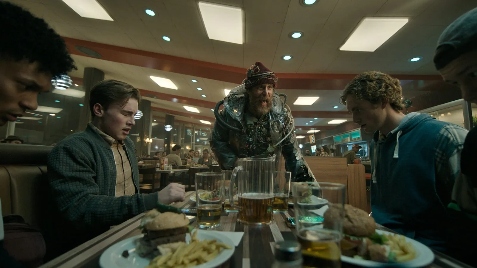 Mundocine - Buena Suerte Pasalo Bien No Mueras 2026