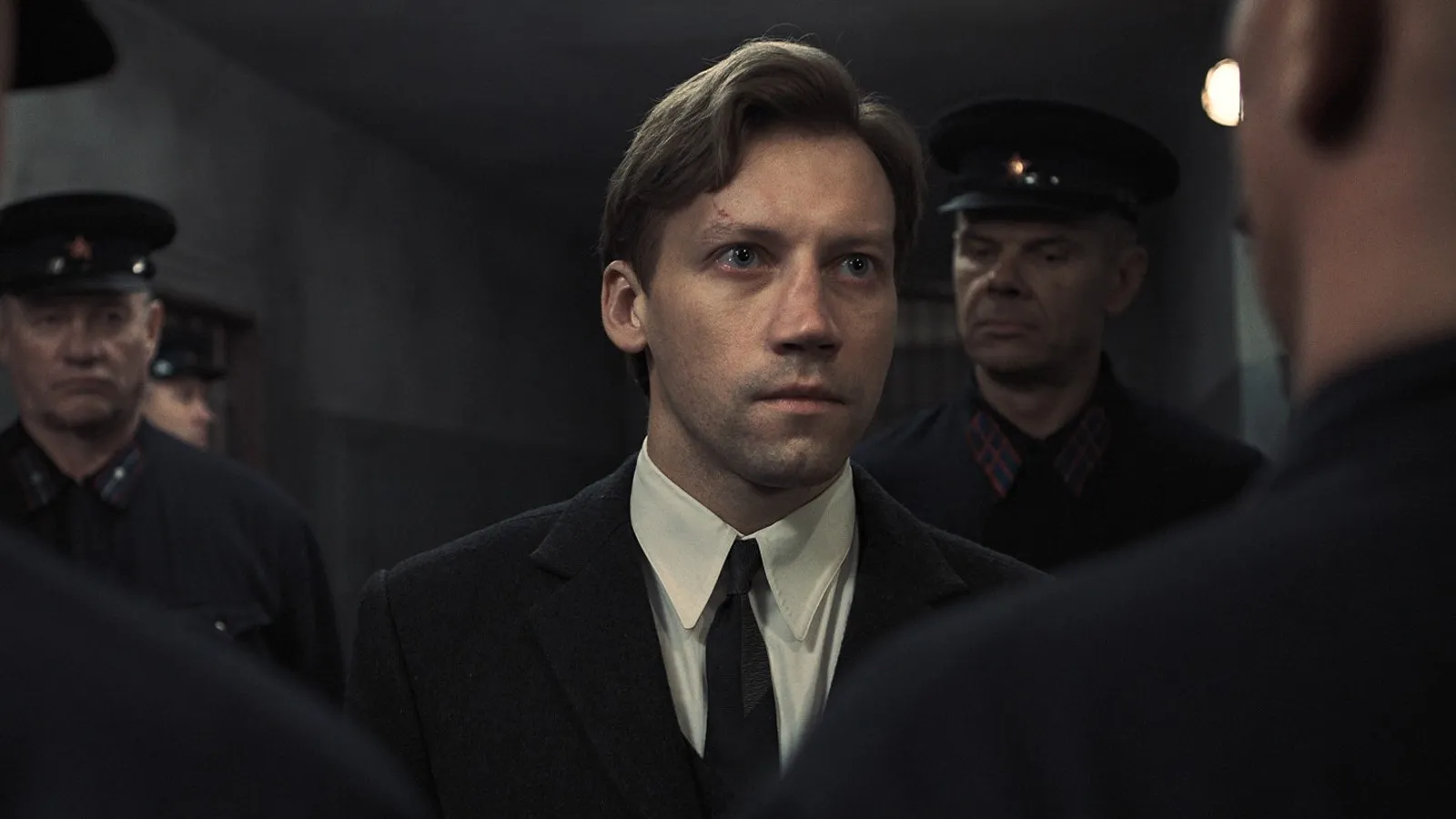 Mundocine - Dos Fiscales Two Prosecutors