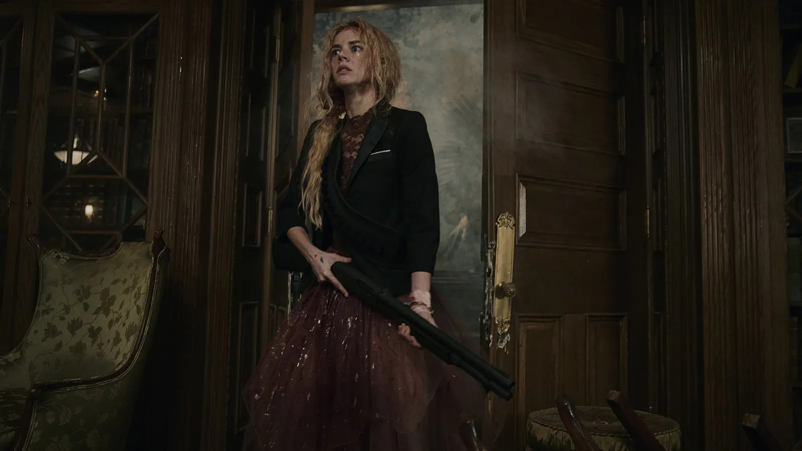 Crítica de 'Noche de bodas 2' ('Ready or Not 2: Here I Come'): Samara Weaving, la eterna novia ensangrentada. 2 Mundocine - Noche De Bodas 2 Critica