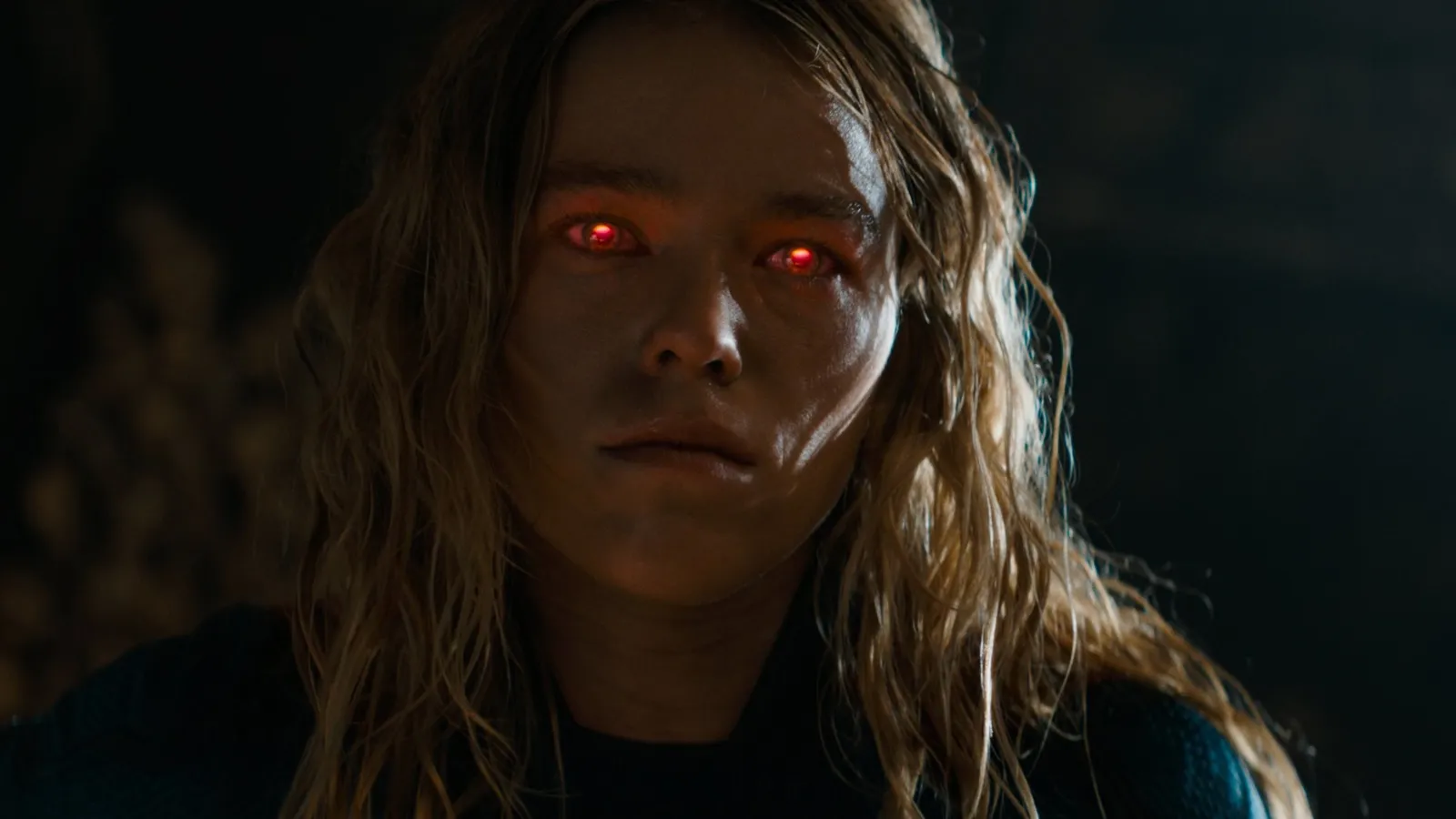 Milly Alcock se marca un John Wick para salvar a su perro en el nuevo tráiler de 'Supergirl'. 8 Mundocine - Supergirl 2026 Milly Alcock