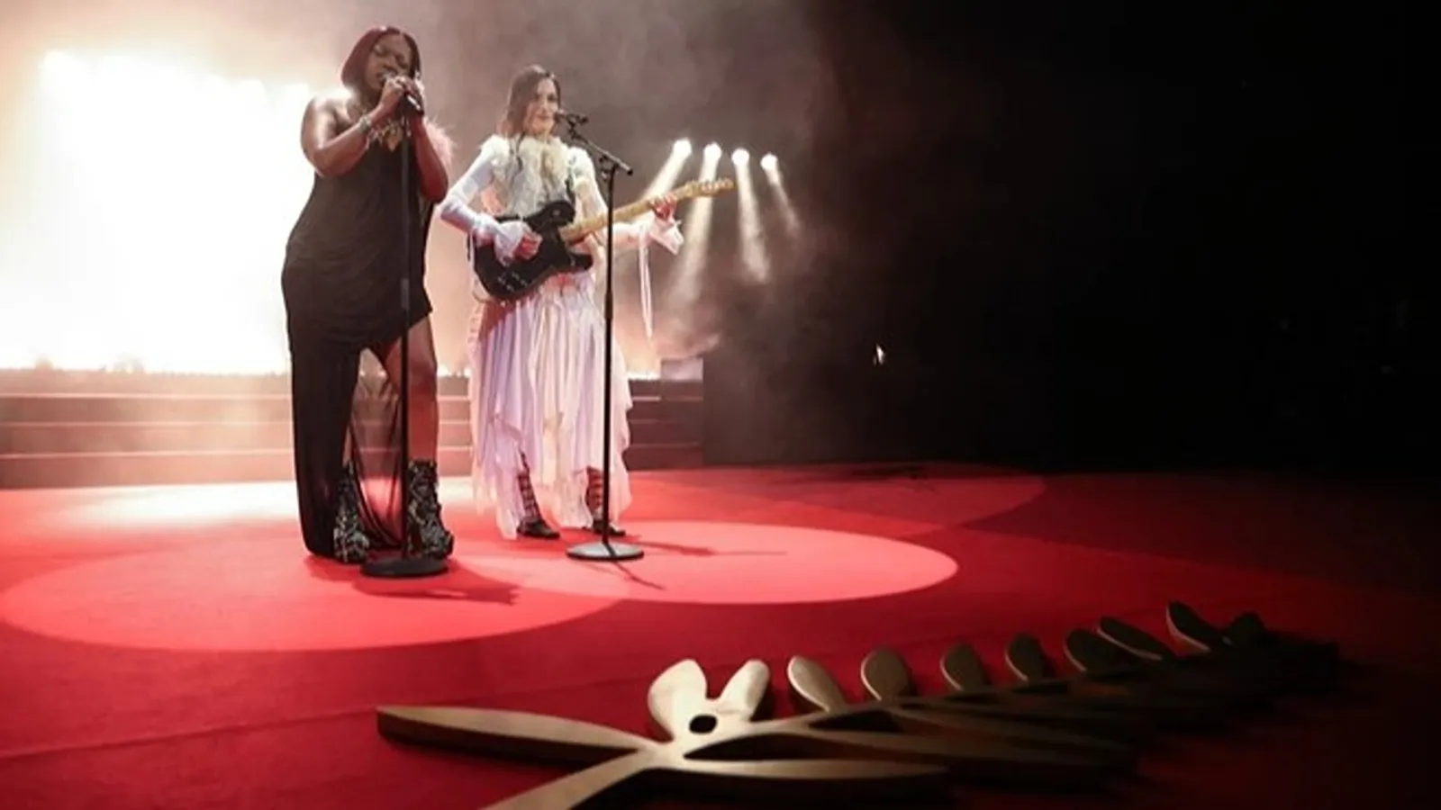 espectaculo gala inauguracion get back cannes